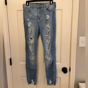 Hollister High-Rise Super Skinny Classic Stretch Distressed Denim size 7R